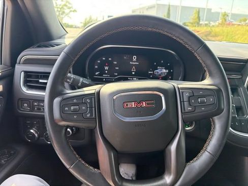 Used 2024 GMC Yukon AT4 w/ Technology Package AWD/4WD image 13