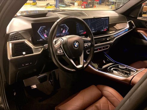 Used 2025 BMW X5 xDrive40i image 17