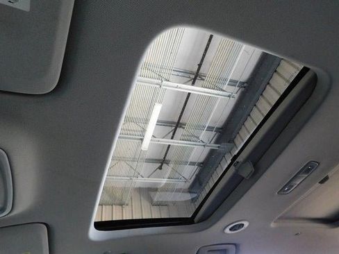 Used 2018 Chevrolet Traverse Premier w/ Driver Confidence II Package image 46