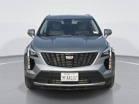 Certified 2023 Cadillac XT4 Premium Luxury image 2