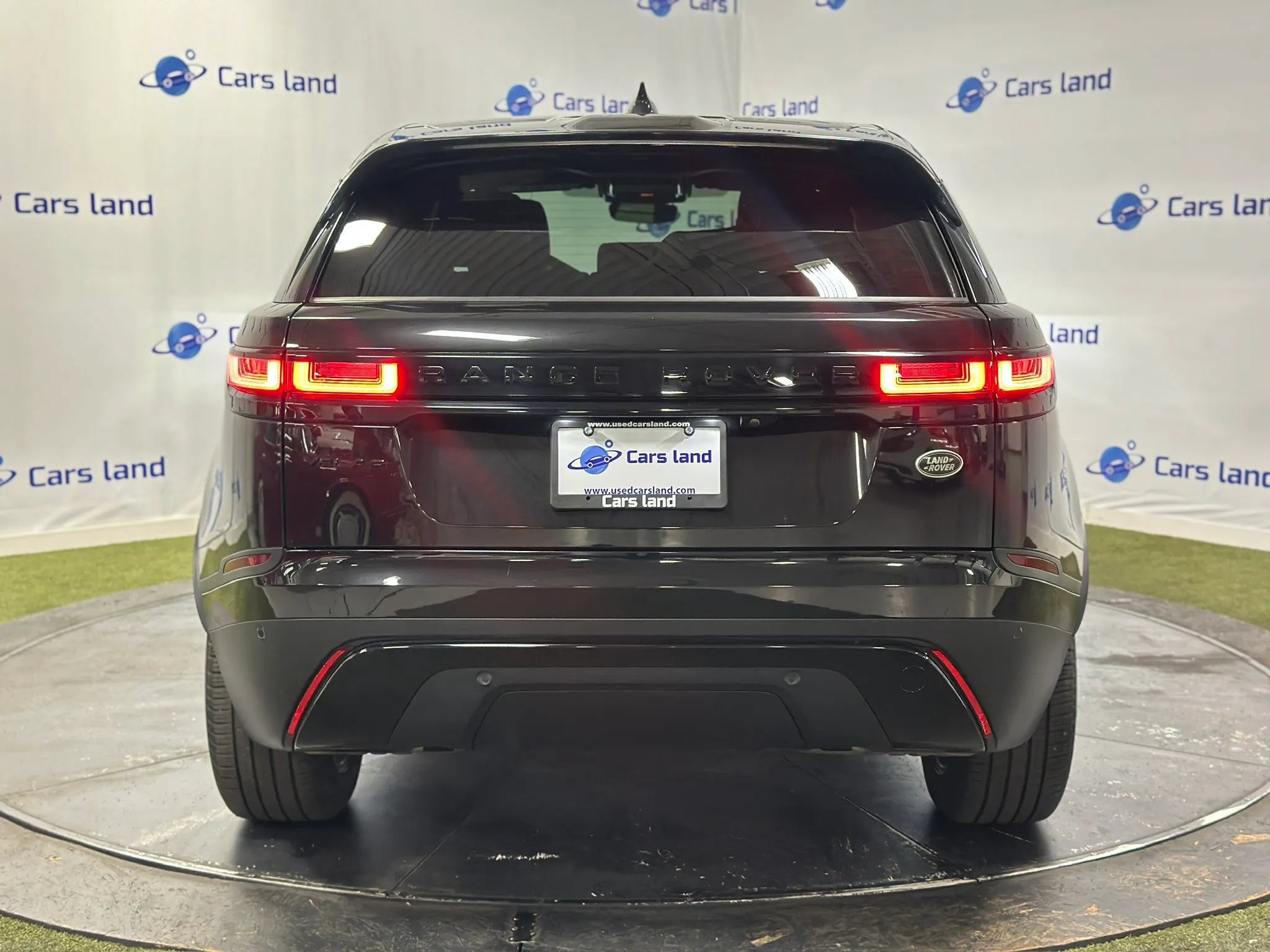 Used 2023 Land Rover Range Rover Velar S AWD/4WD image 4