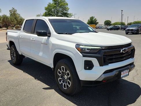 Used 2023 Chevrolet Colorado Z71 w/ Z71 Convenience Package 2 AWD/4WD image 6