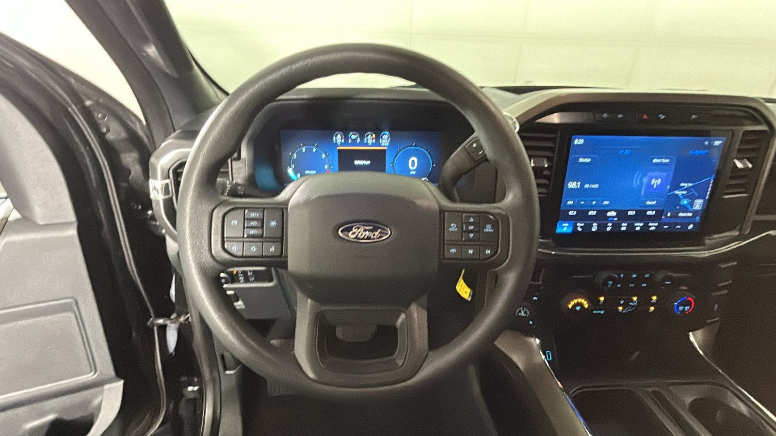 Used 2024 Ford F150 STX w/ Equipment Group 201A FX4 AWD/4WD image 17