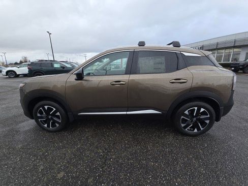 New 2026 Nissan Kicks SV w/ Cold Weather Package image 6