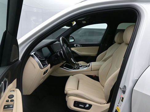 Used 2021 BMW X5 xDrive40i w/ Premium Package image 13