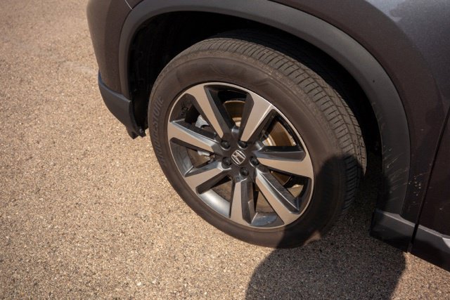 Used 2025 Honda Pilot Elite image 12