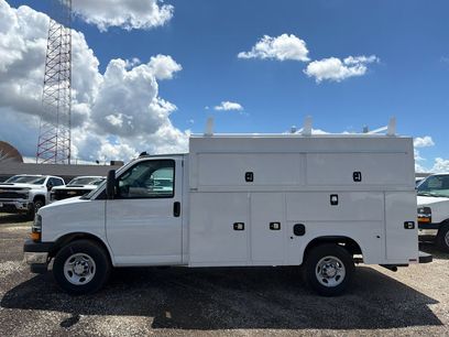 New 2025 Chevrolet Express 3500 w/ Power Convenience Package