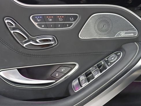 Used 2020 Mercedes-Benz S 560 Cabriolet image 35