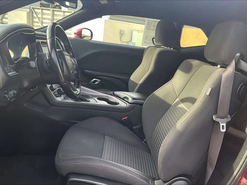 Used 2019 Dodge Challenger GT w/ Performance Handling Group image 26