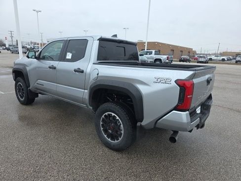 New 2026 Toyota Tacoma TRD Off-Road AWD/4WD image 5