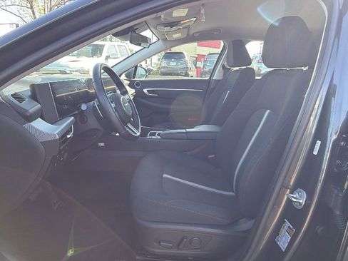 Used 2025 Hyundai Sonata SEL FWD image 32