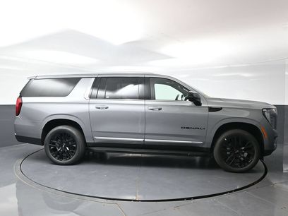 New 2026 GMC Yukon XL Denali w/ Advanced Technology Package