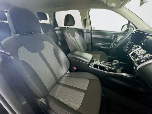 Used 2023 Kia Sorento LX FWD image 29