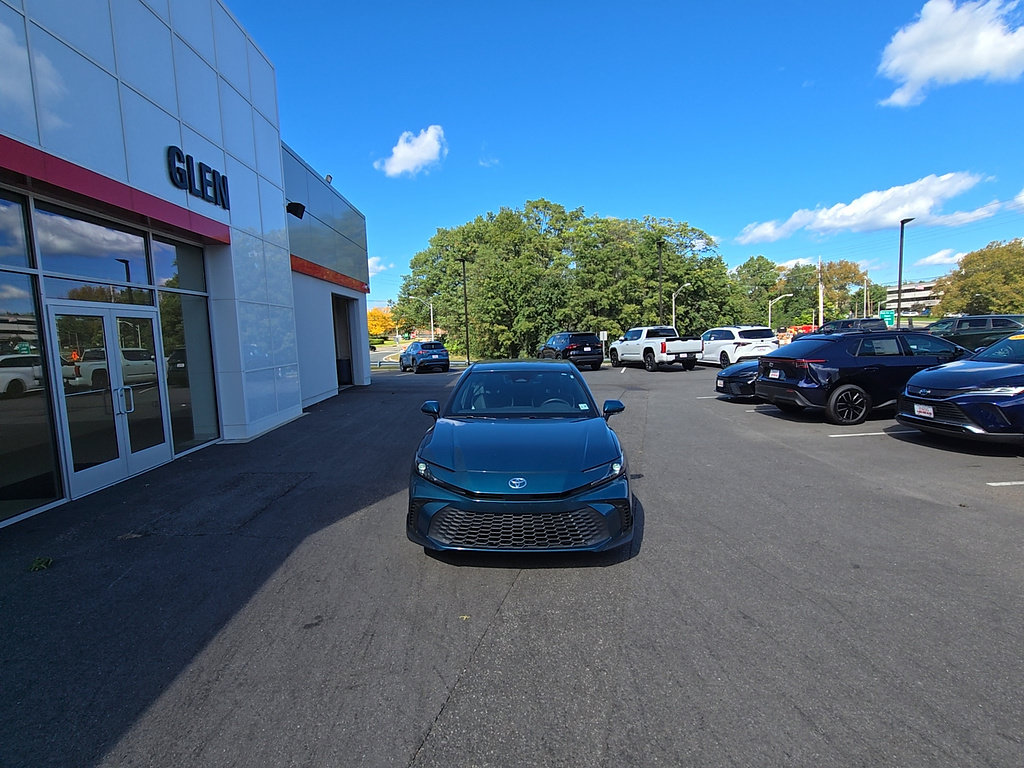 Certified 2025 Toyota Camry SE FWD image 2