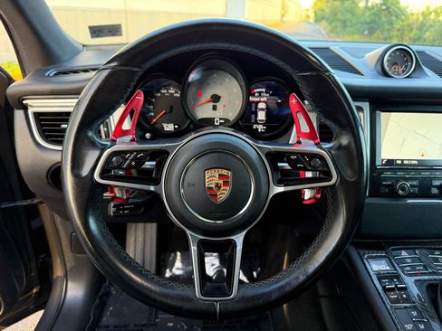 Used 2015 Porsche Macan S AWD/4WD image 42