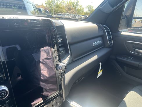 New 2026 RAM 1500 Big Horn AWD/4WD image 23