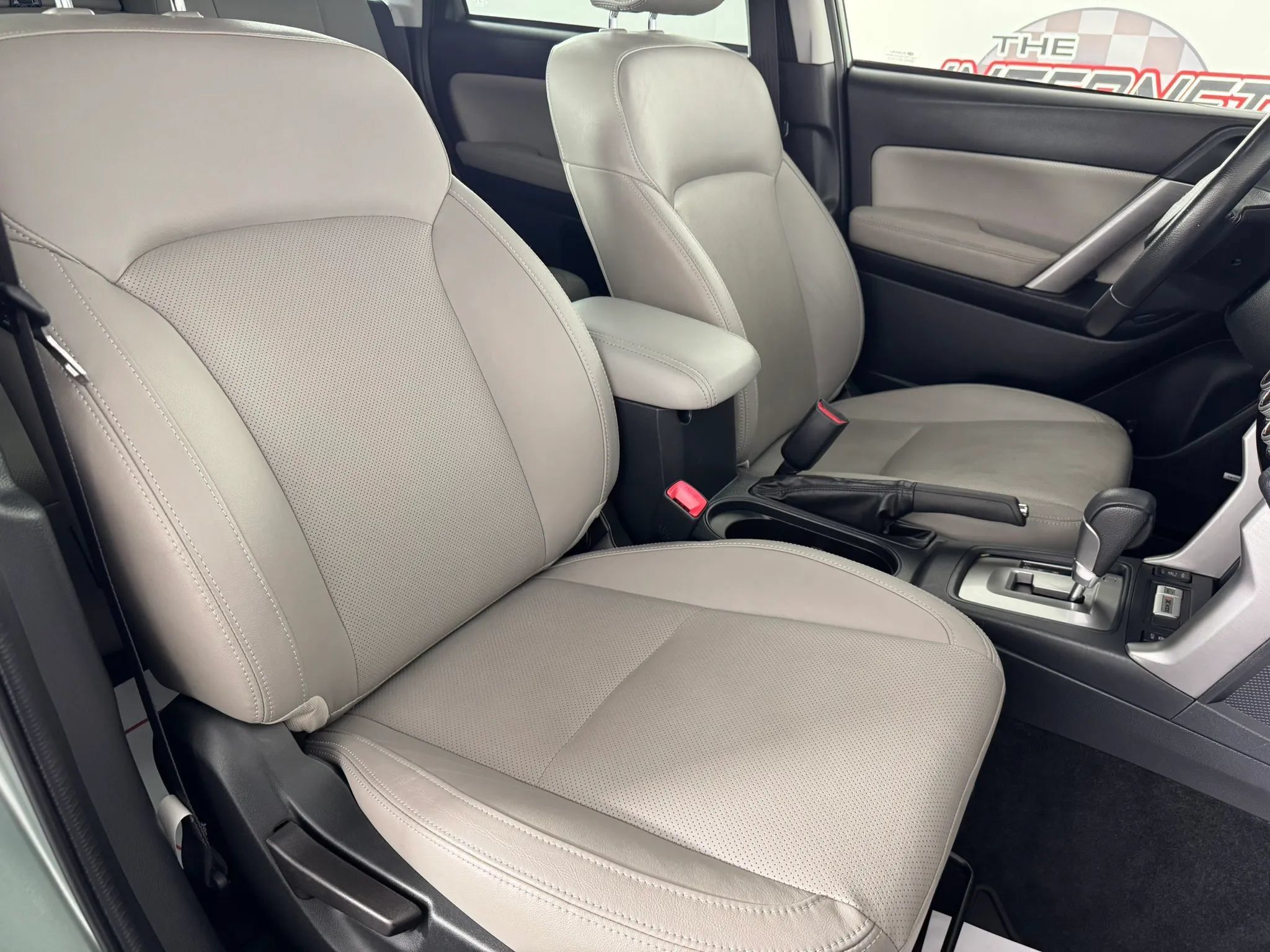 Used 2018 Subaru Forester 2.5i Limited AWD/4WD image 35