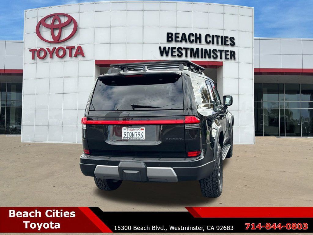 Used 2025 Lexus GX 550 AWD/4WD image 11