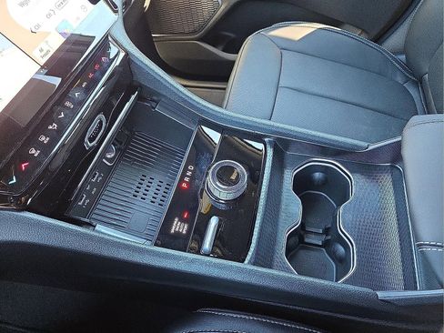 New 2026 Jeep Grand Cherokee L Limited image 25