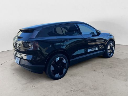 New 2026 Volvo EX30 Plus w/ Protection Package Premier image 7