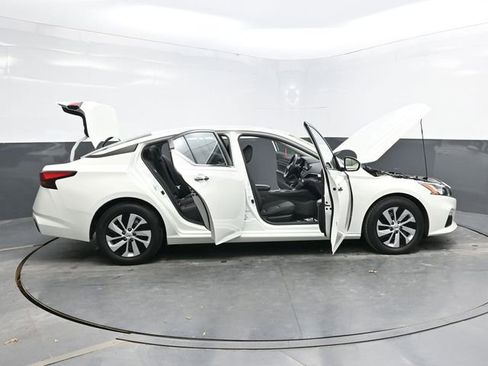 Used 2021 Nissan Altima 2.5 S image 42