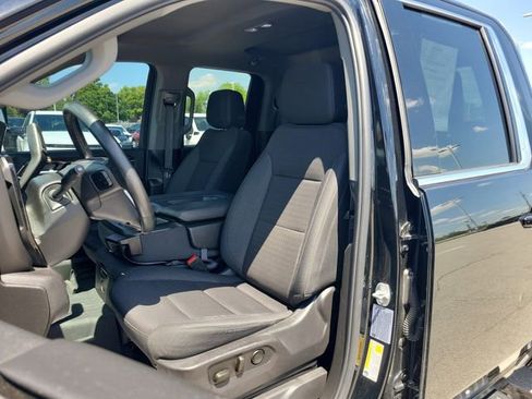 Used 2024 GMC Sierra 2500 SLE w/ SLE Value Package; AWD/4WD image 17