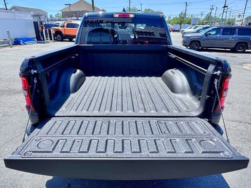 New 2026 RAM 1500 Laramie AWD/4WD image 7