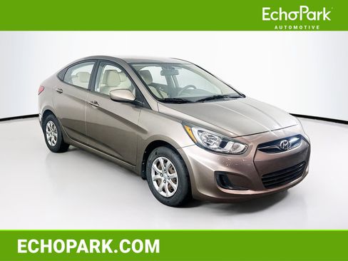 Used 2012 Hyundai Accent GLS w/ Comfort Pkg 2 FWD image 1
