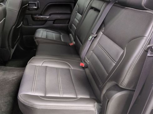 Used 2015 GMC Sierra 2500 Denali w/ Duramax Plus Package image 21