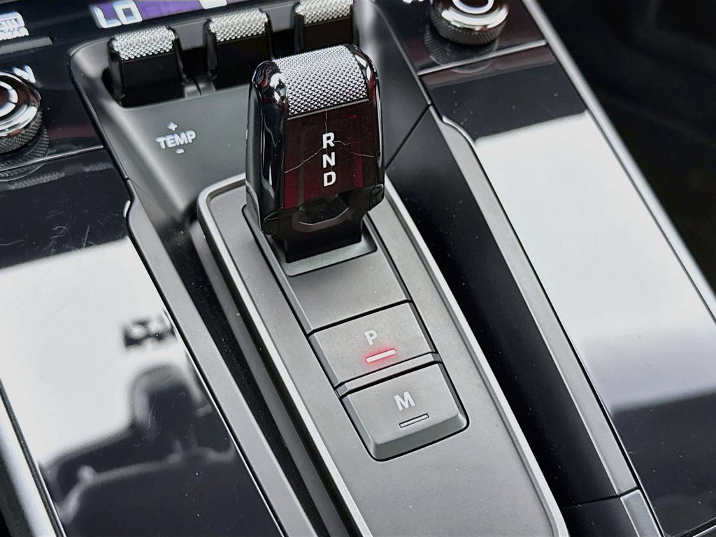Certified 2020 Porsche 911 Carrera RWD image 21