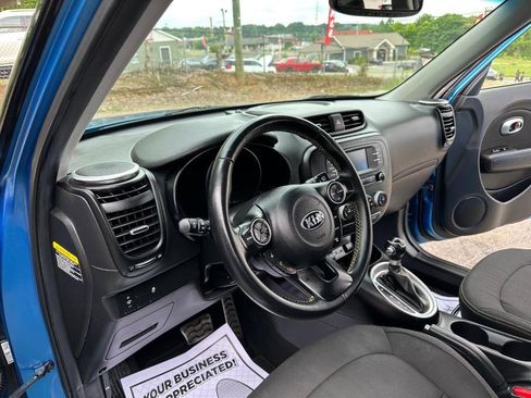 Used 2016 Kia Soul + w/ Designer's Package image 25