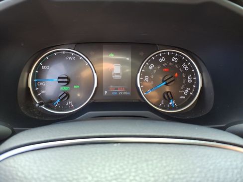 Used 2022 Toyota RAV4 XLE Premium AWD/4WD image 28