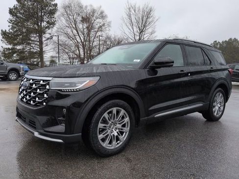 New 2026 Ford Explorer Platinum RWD image 7