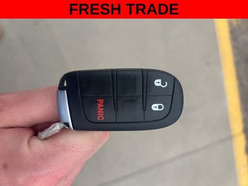 Used 2020 Jeep Grand Cherokee Laredo AWD/4WD image 10