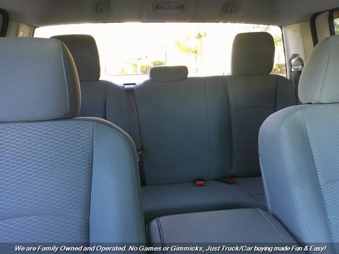 Used 2017 RAM 1500 Express image 23