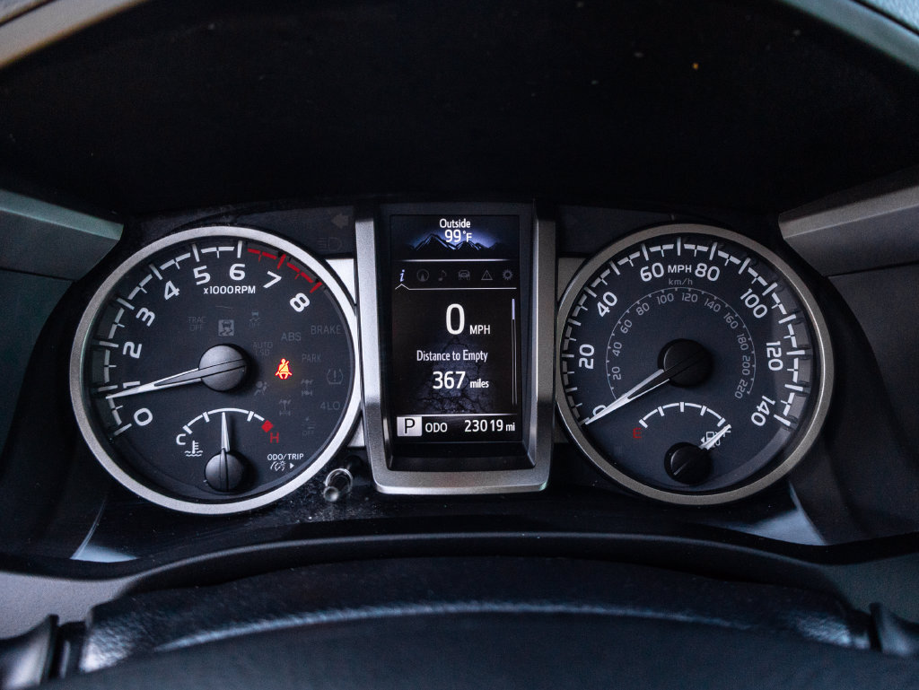 Used 2022 Toyota Tacoma SR5 RWD image 38