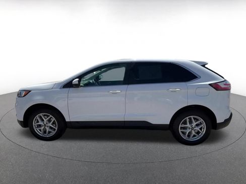 Used 2024 Ford Edge SEL AWD/4WD image 9
