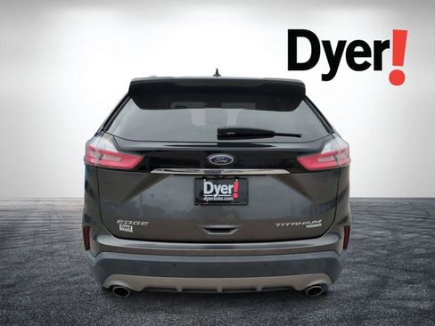 Used 2019 Ford Edge Titanium image 5