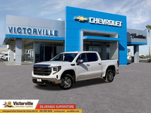 Certified 2025 GMC Sierra 1500 SLT RWD image 1