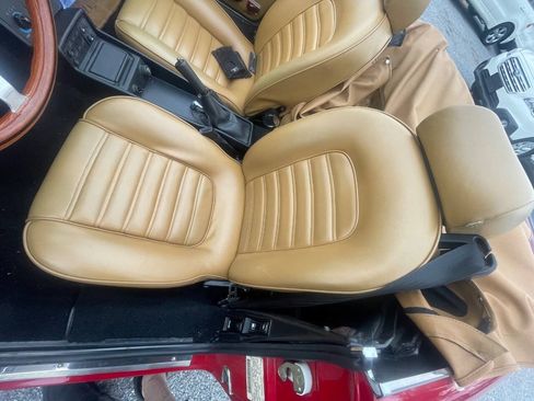 Used 1990 Alfa Romeo Spider Graduate RWD image 9