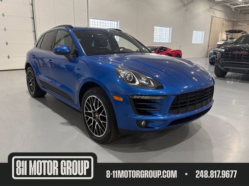 Used 2017 Porsche Macan S AWD/4WD image 1