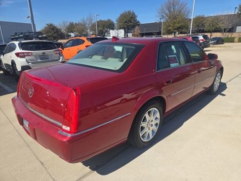 Used 2010 Cadillac DTS Premium image 3