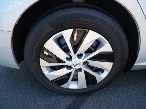 Used 2022 Nissan Altima 2.5 S FWD image 38