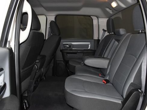 Used 2022 RAM 1500 Classic SLT image 31