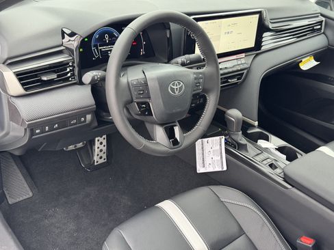 New 2026 Toyota Camry SE FWD image 16
