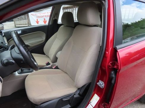 Used 2014 Ford Fiesta SE FWD image 17