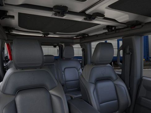 New 2026 Ford Bronco Outer Banks image 12