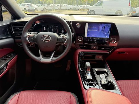 Used 2025 Lexus NX 350 AWD w/ Accessory Package (2T) image 8