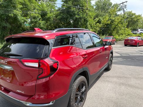 Used 2023 GMC Terrain AT4 AWD/4WD image 8