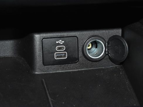 Used 2025 Ford Escape Active image 14